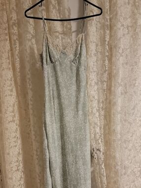 Women's Lace-Trim Slip Dress in Pale Sage